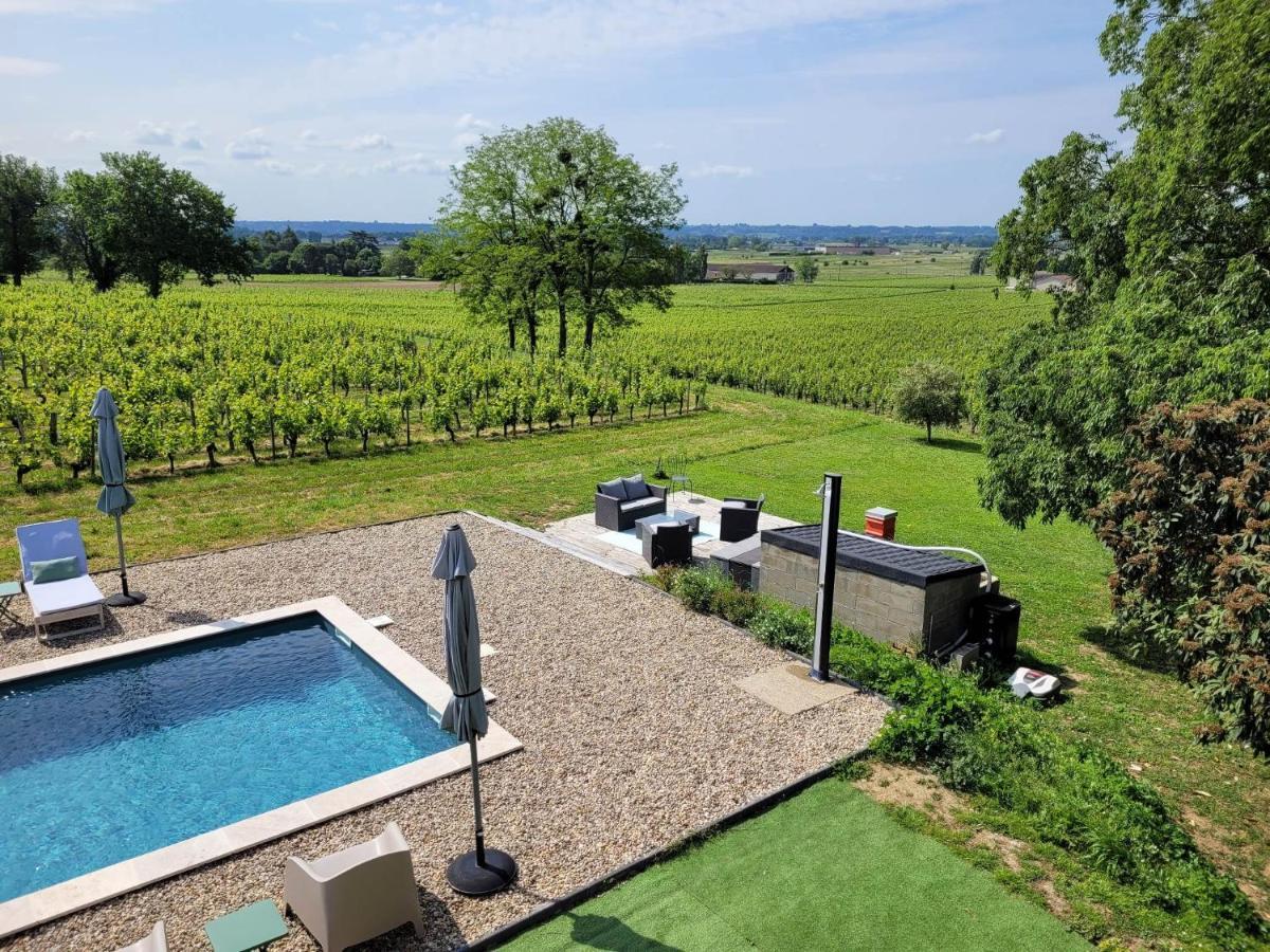 Bed and Breakfast A L'OMBRE DE LA TREILLE -Proche Saint-Emilion Exterior foto